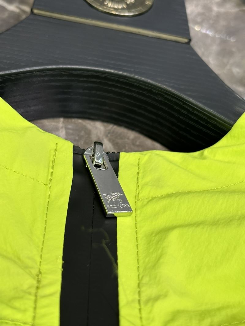 Arcteryx Sunscreen Jacket